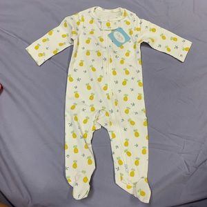 Pineapple 🍍 of my eye footie